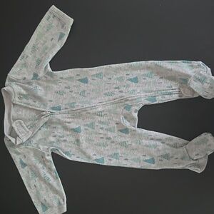 Gray and Green Pine Tree / Christmad Kids One Piece With Cross Zip.